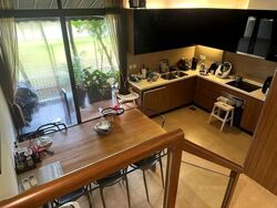 Holland Link (D10), Terrace #629470171